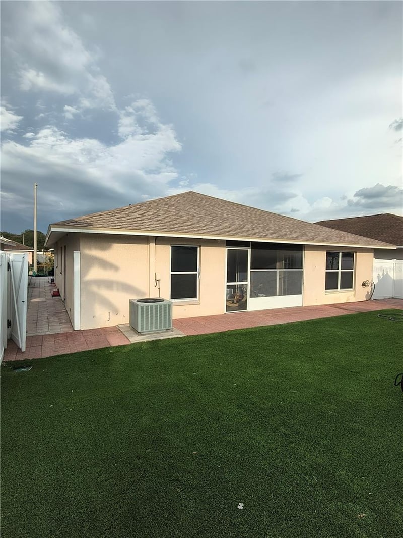 1213 Humble Haven St, Ruskin, FL 33570