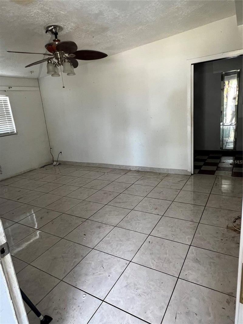 5808 Lois Ave, Tampa, FL 33614