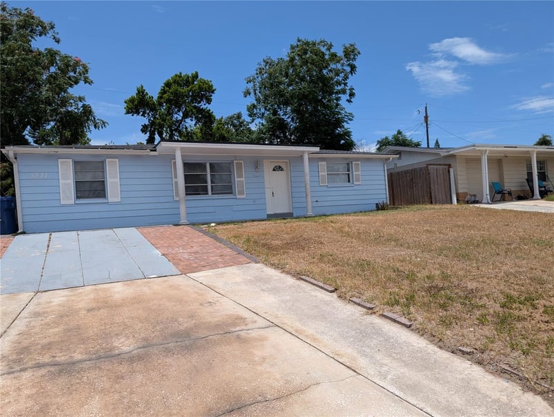 3337 Clydesdale Dr, Holiday, FL 34691