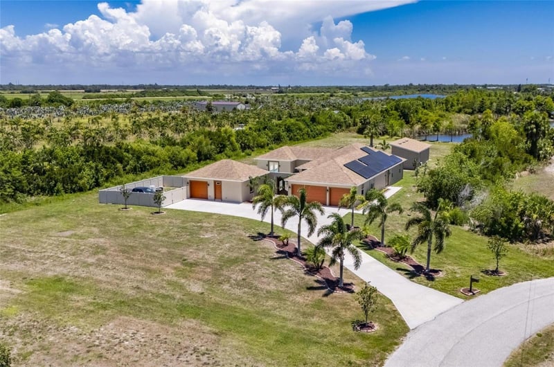 3016 Smilodon Trl, Ruskin, FL 33570