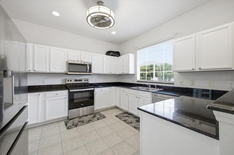 3305 10th Ln, Palmetto, FL 34221
