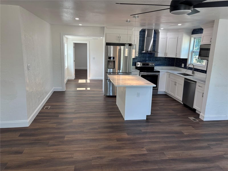 4420 6th Ave, St Petersburg, FL 33711