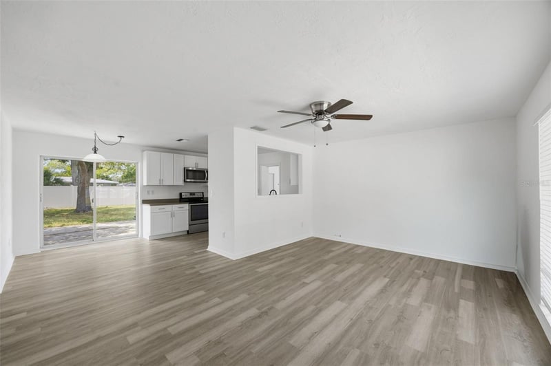 410 42nd Ave, St Petersburg, FL 33703