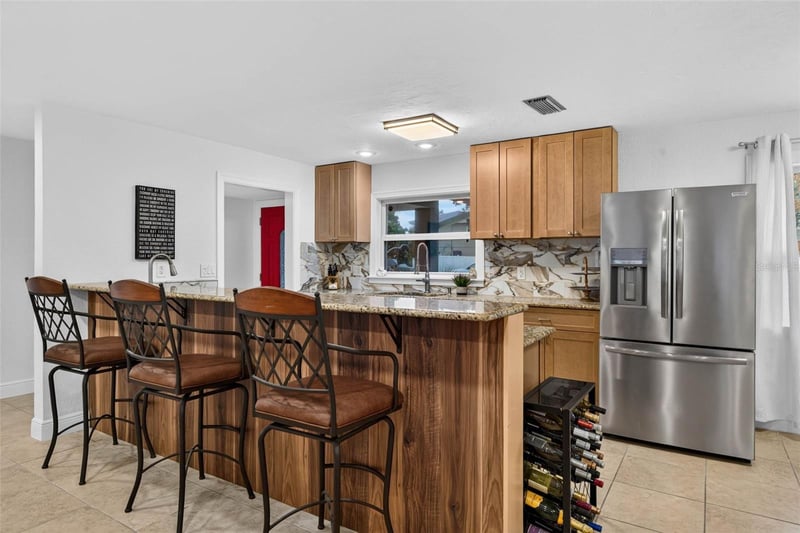 1667 Dakota Ave, St Petersburg, FL 33703