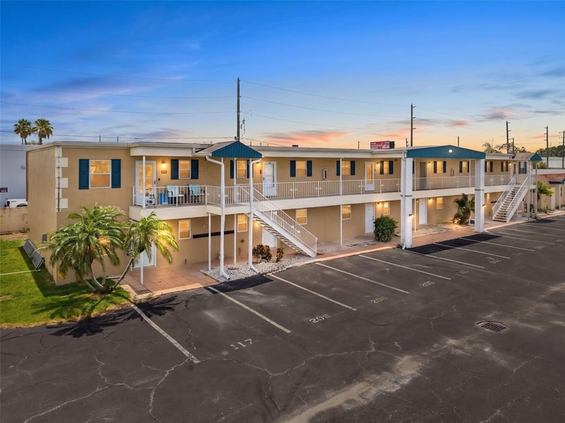 6340 Providence Cir #204, New Port Richey, FL 34652