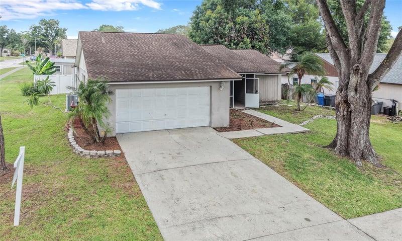 1702 Southwind Dr, Brandon, FL 33510