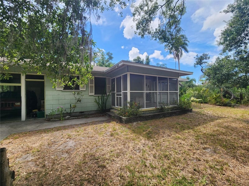 1208 28th St, Bradenton, FL 34205