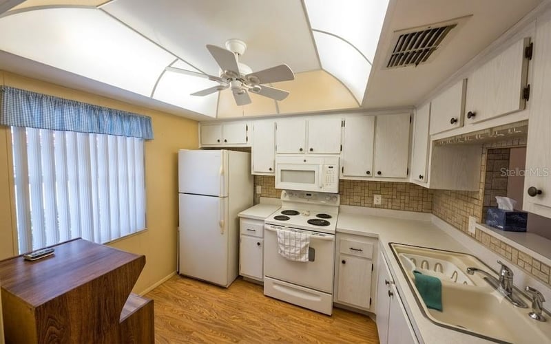 601 Hercules Ave #1205, Clearwater, FL 33765