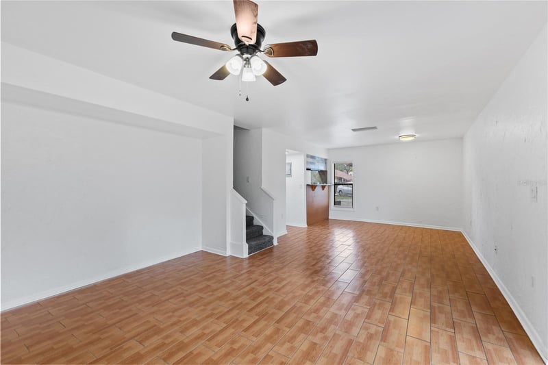 5641 Ashley Oaks Dr #37, Tampa, FL 33617