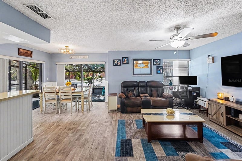 803 Fairwood Ln, Clearwater, FL 33759