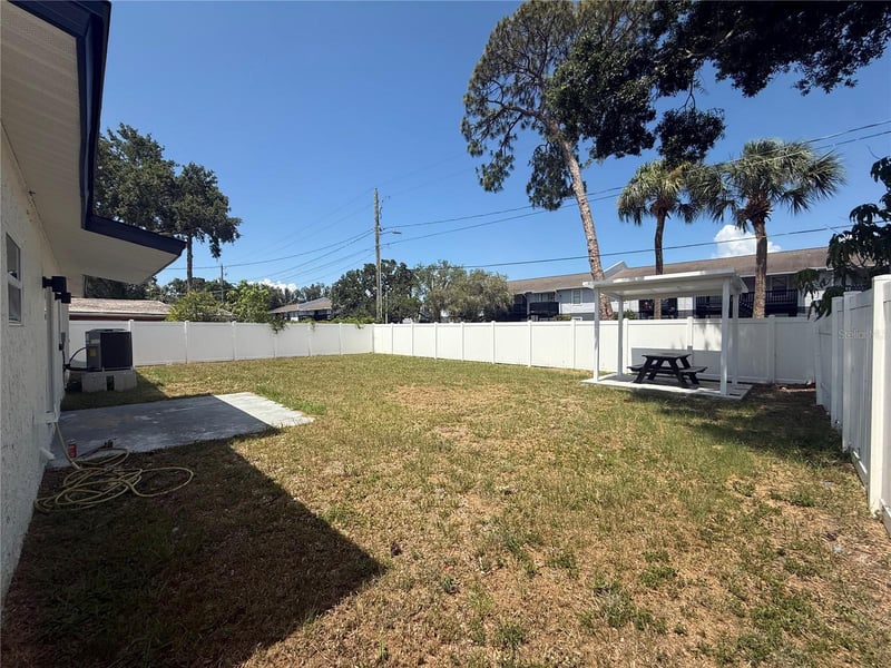 4910 Halifax Dr, Tampa, FL 33615