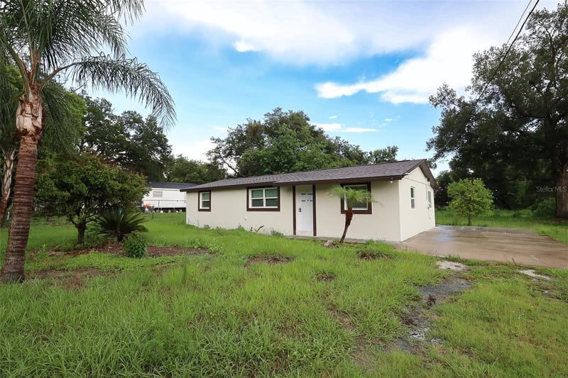 6427 A L Campbell Ln, Seffner, FL 33584