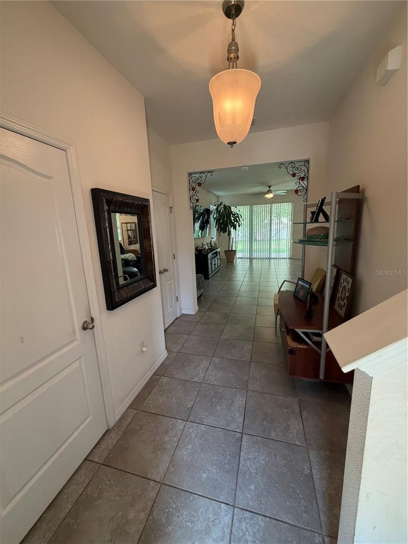 6305 Sunsail Pl, Apollo Beach, FL 33572