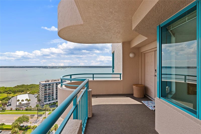 1520 Gulf Blvd #1807, Clearwater Beach, FL 33767