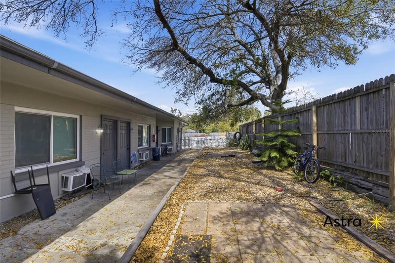 1429 Laura St, Clearwater, FL 33755