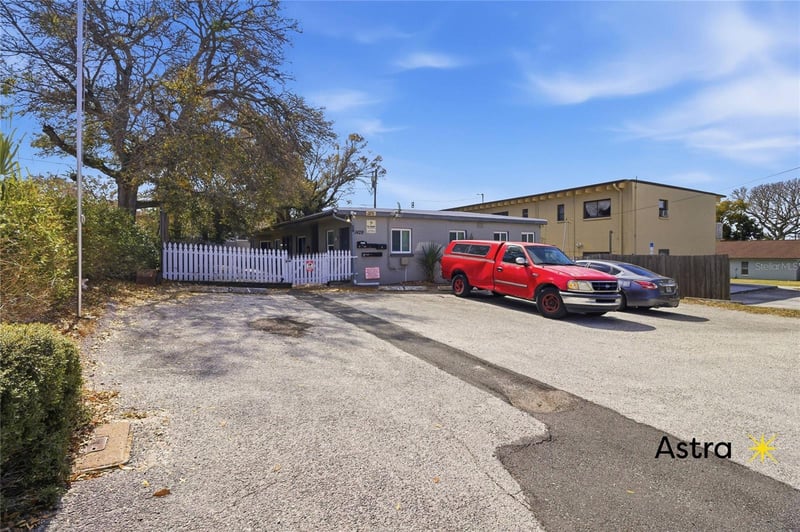 1429 Laura St, Clearwater, FL 33755