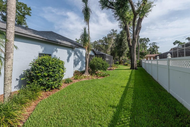 4704 Stone Hollow Ct, Valrico, FL 33596