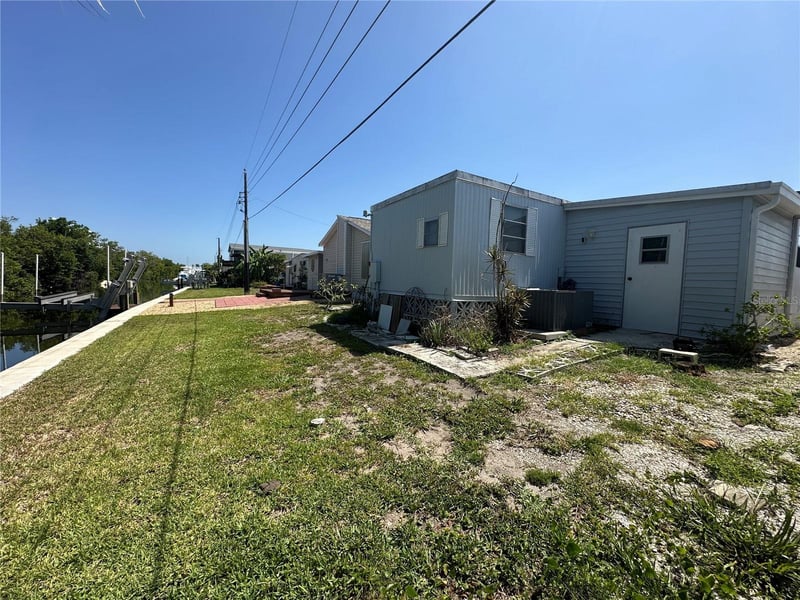 179 Bimini Dr, Palmetto, FL 34221