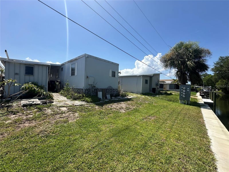 179 Bimini Dr, Palmetto, FL 34221