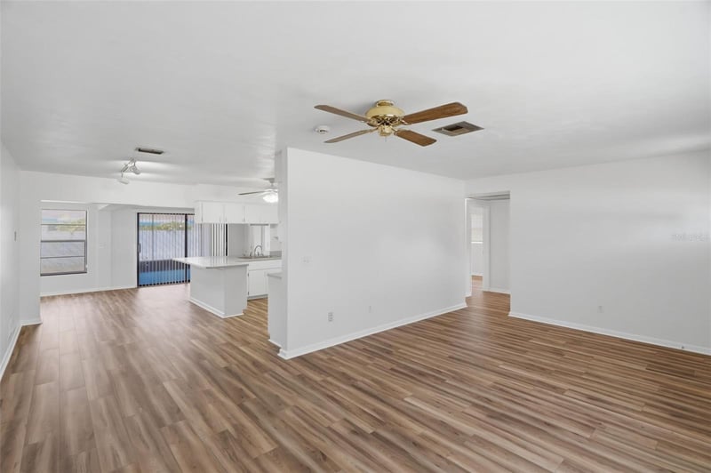 1981 Temple Ter, Clearwater, FL 33764