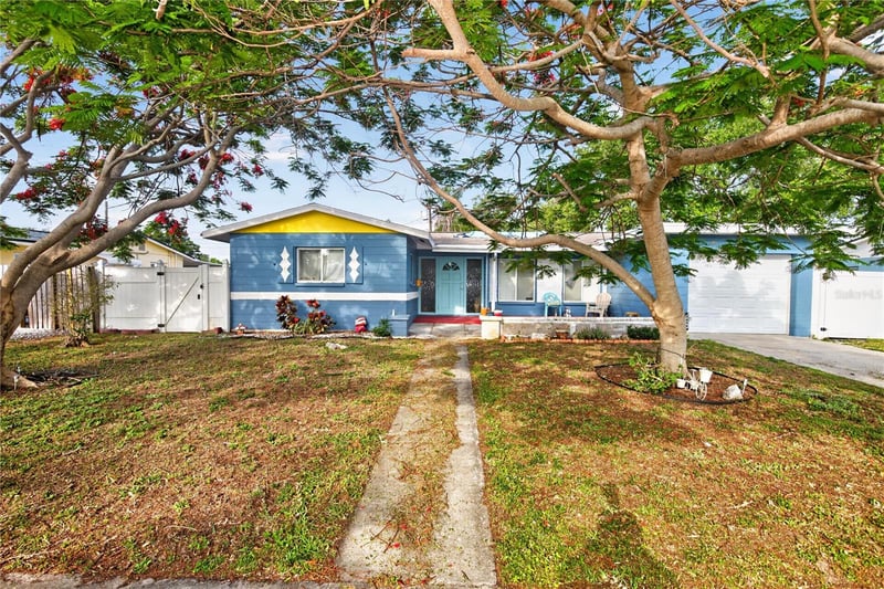 3232 59th Way, St Petersburg, FL 33710