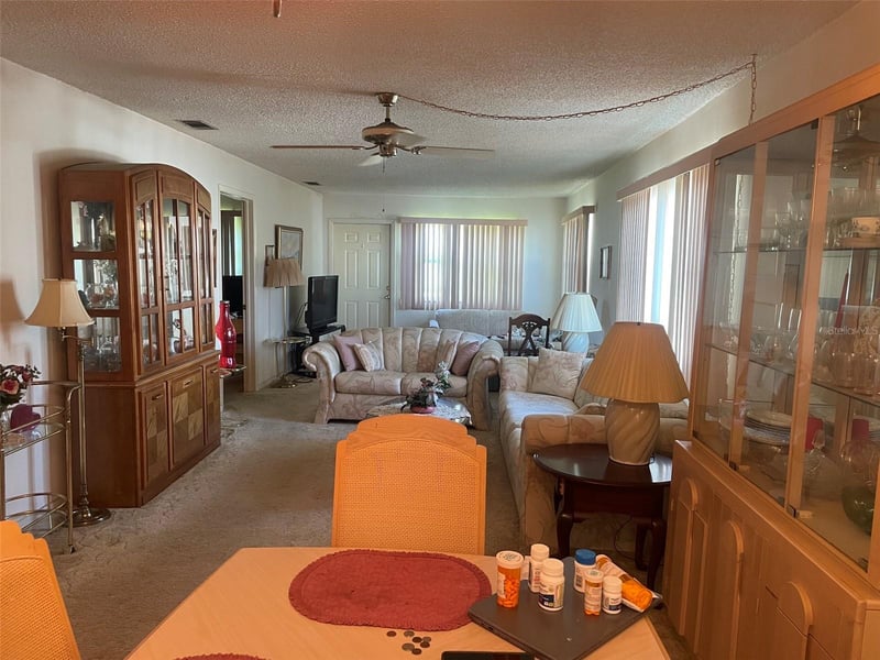 5287 81st St #12, St Petersburg, FL 33709
