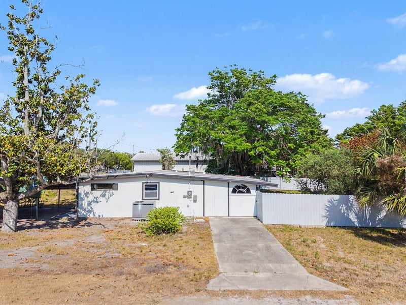 7708 Maryland Ave, Hudson, FL 34667