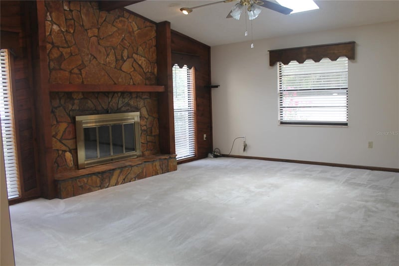 8513 Winter Haven Dr, Hudson, FL 34667