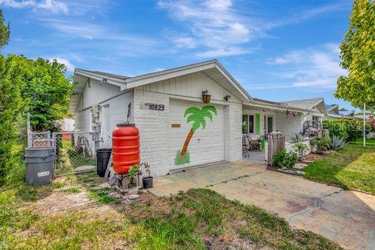10825 Bridleton Rd, Port Richey, FL 34668