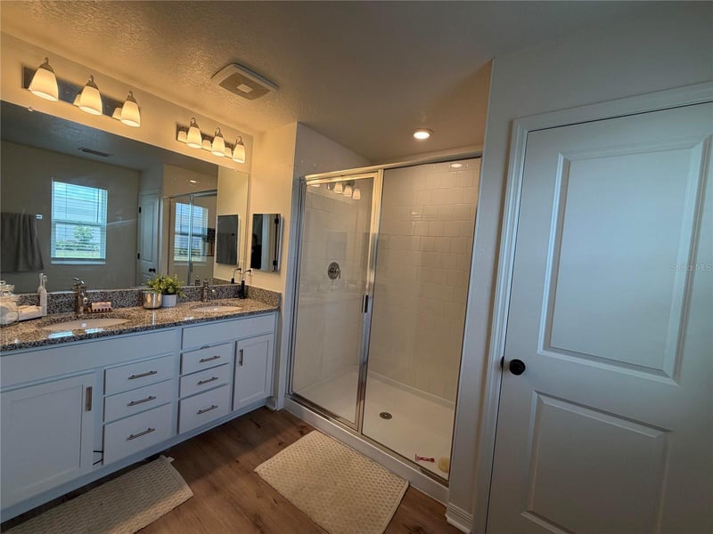 29250 Kinsington Ct, Wesley Chapel, FL 33544