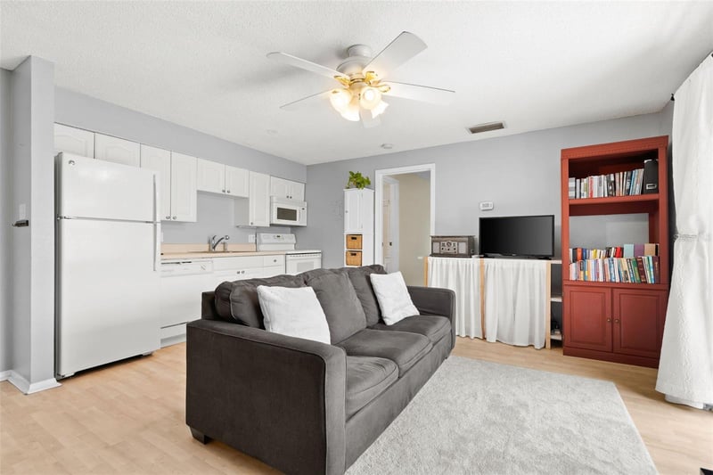 4215 Bay Dr #1701G, Clearwater, FL 33764