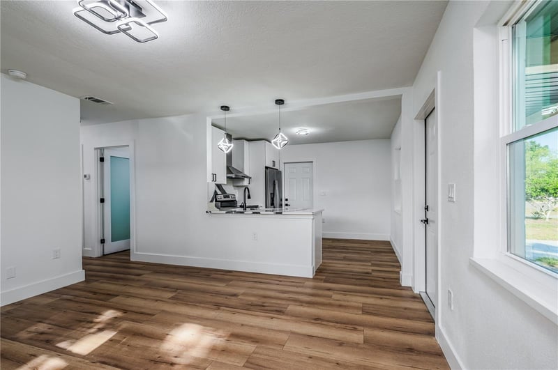 1359 Barry St, Clearwater, FL 33756