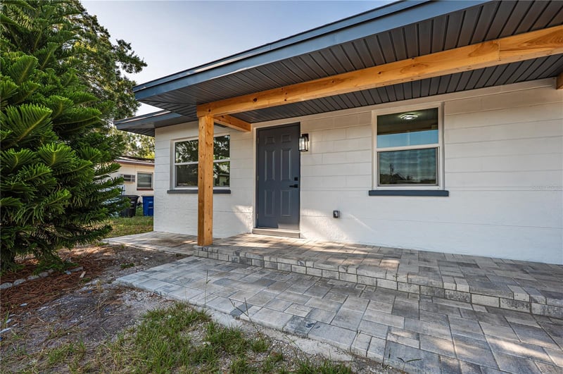 1359 Barry St, Clearwater, FL 33756