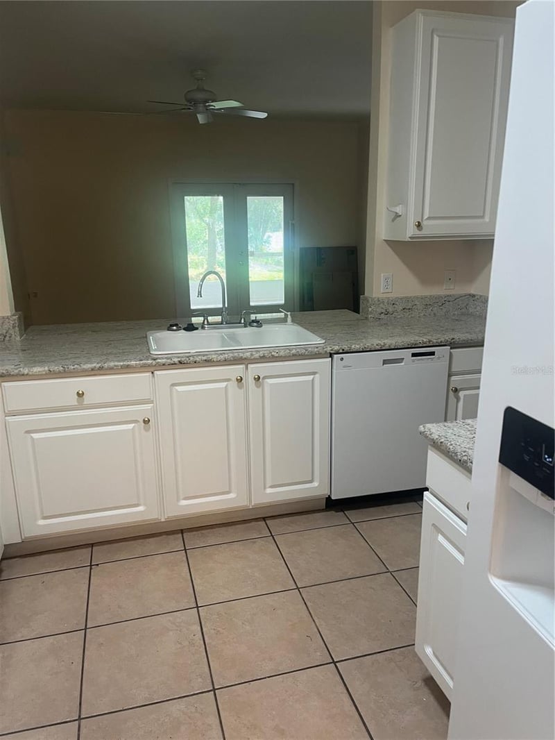 8509 Alexandra Arbor Ln, Tampa, FL 33637