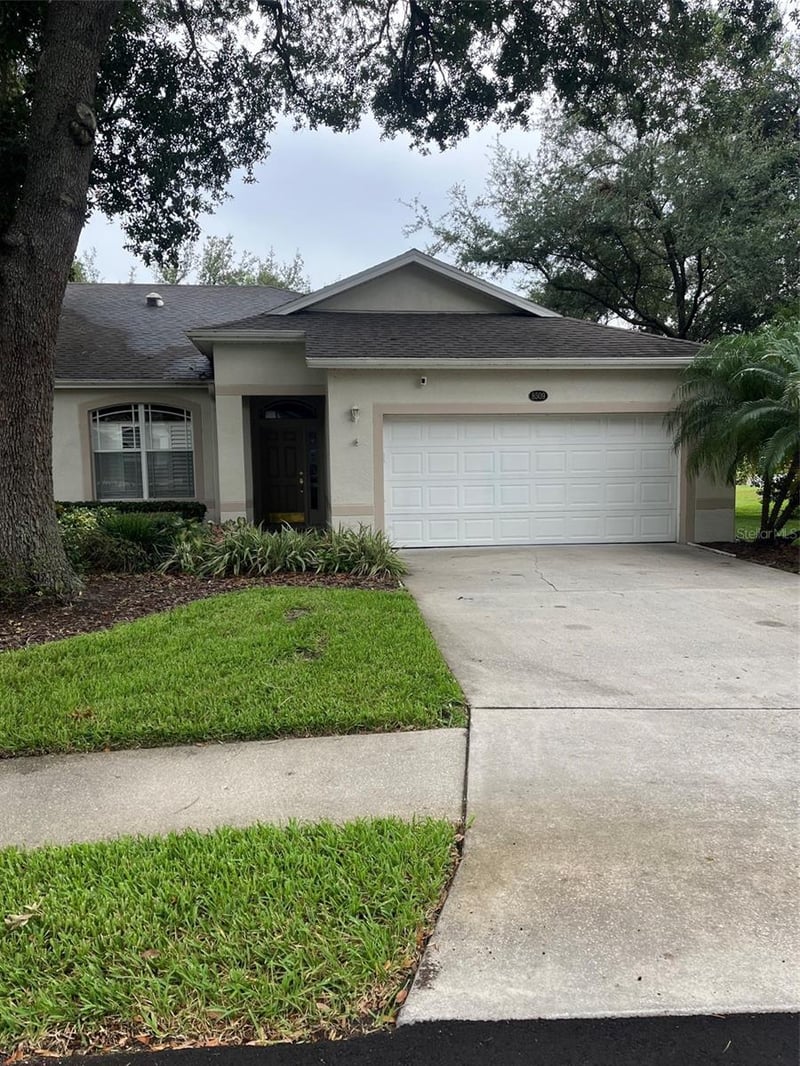 8509 Alexandra Arbor Ln, Tampa, FL 33637