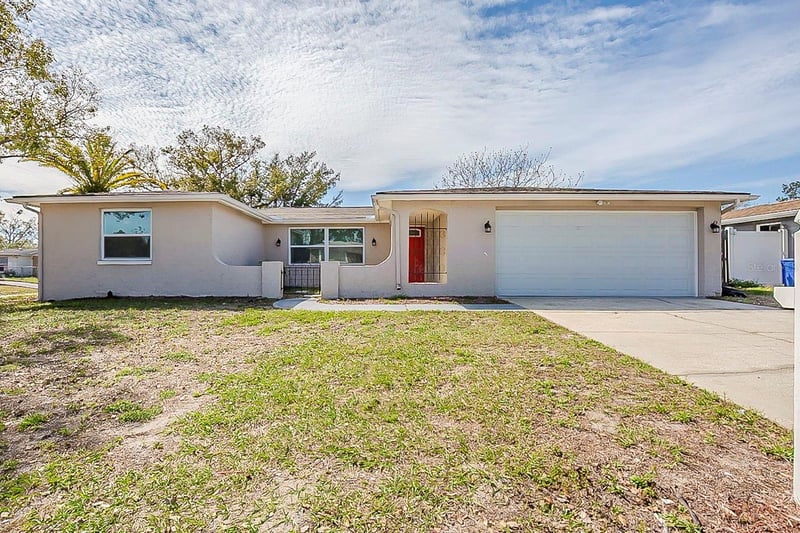 9811 Rainbow Ln, Port Richey, FL 34668