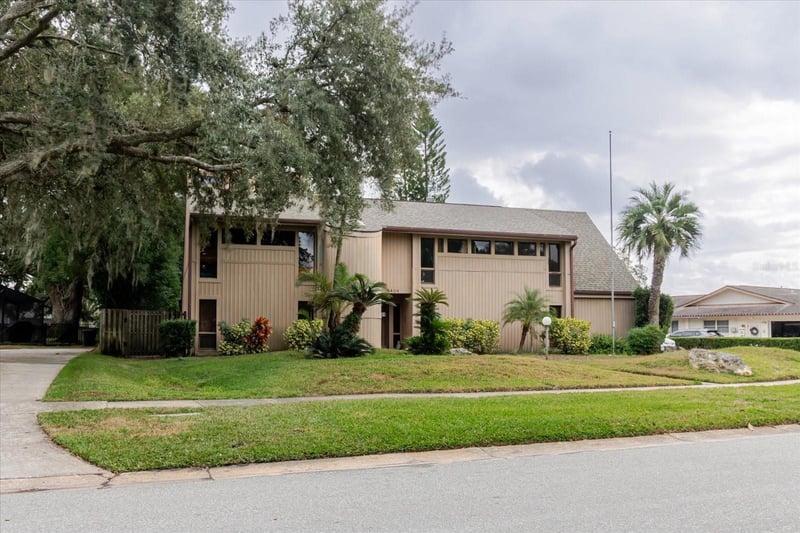 4404 Old Orchard Dr, Tampa, FL 33618