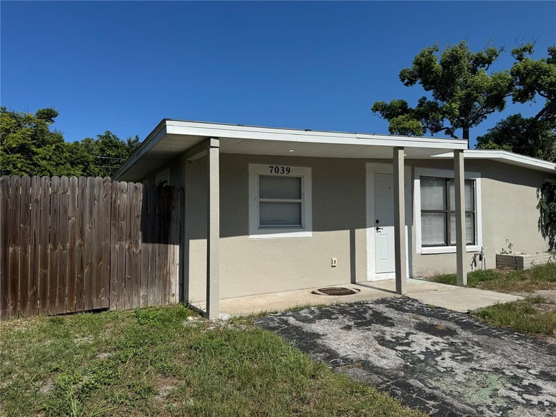 7039 Lenox Dr, New Port Richey, FL 34653