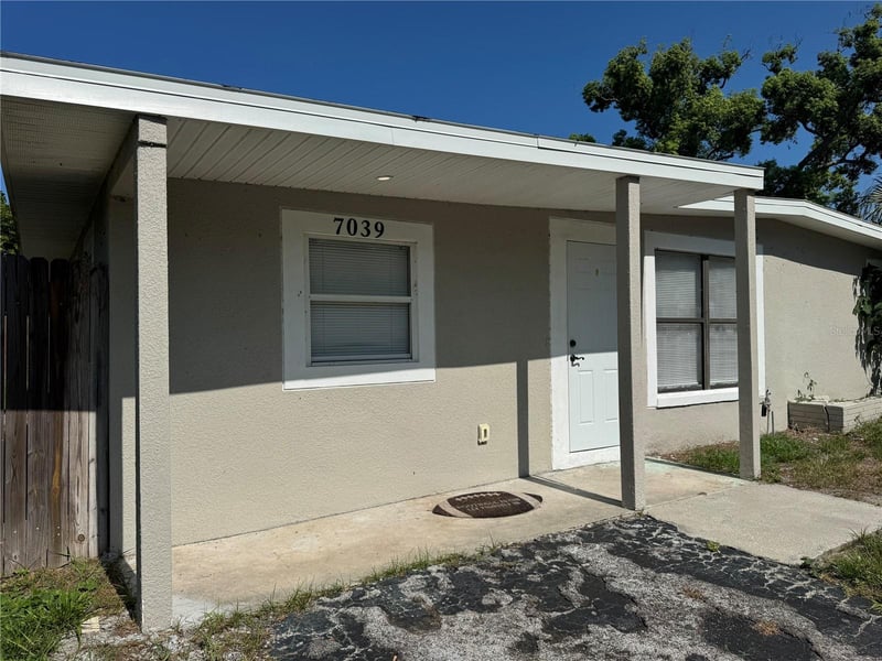 7039 Lenox Dr, New Port Richey, FL 34653