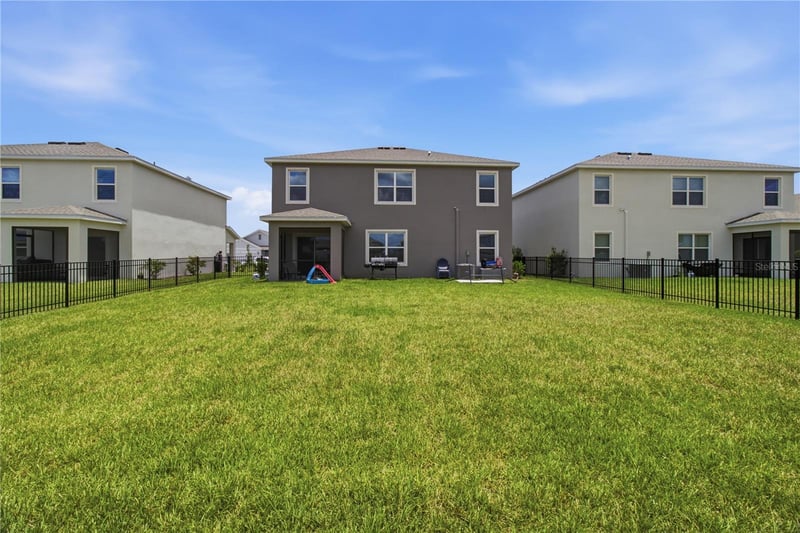 18114 Wheathouse Pl, Bradenton, FL 34211