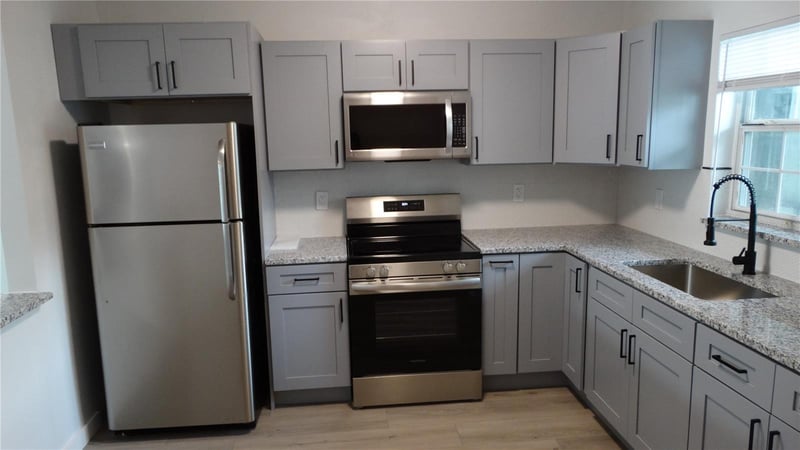 14417 Americana Cir #204, Tampa, FL 33613