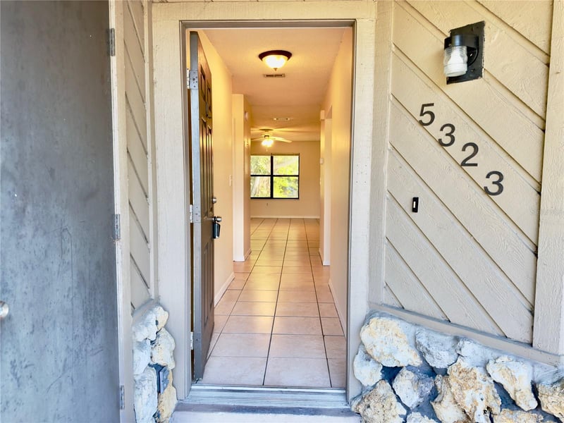 5323 11th St Cir, Bradenton, FL 34203