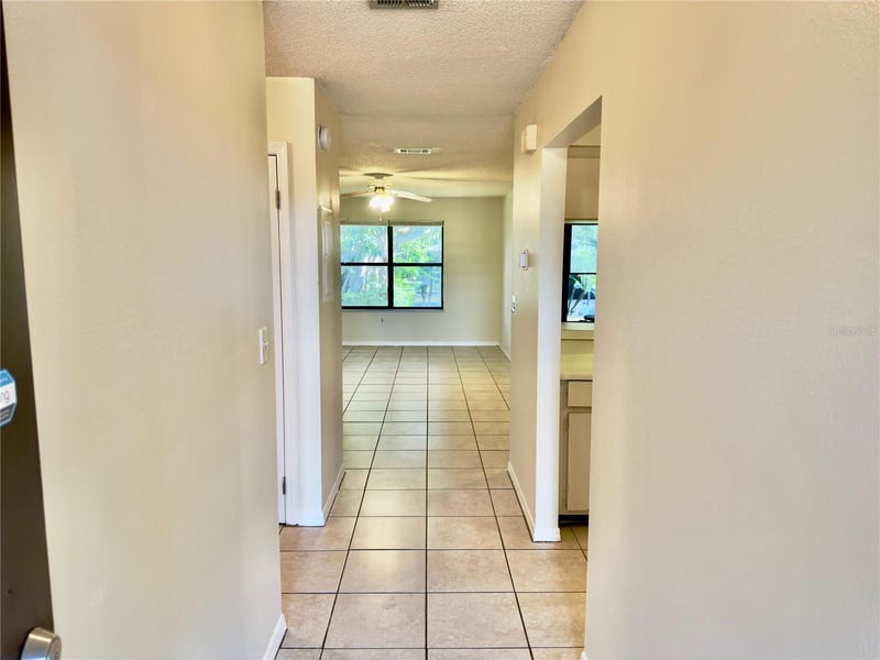 5323 11th St Cir, Bradenton, FL 34203