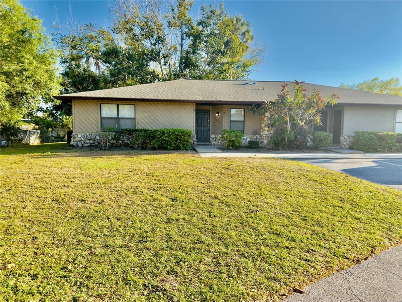 5323 11th St Cir, Bradenton, FL 34203