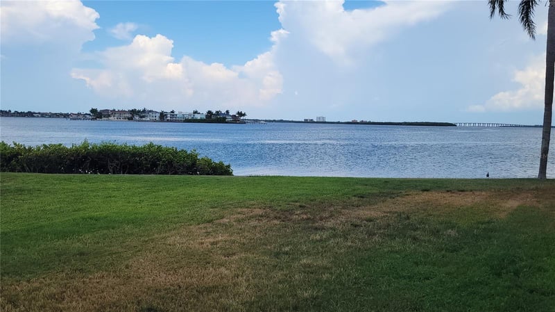 6322 Palma Del Mar Blvd #106, St Petersburg, FL 33715