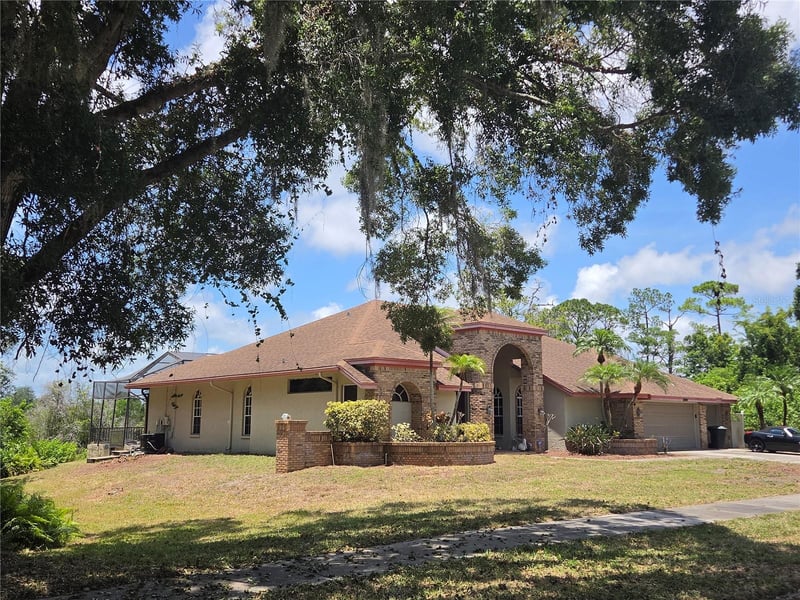 2800 Long Putt Ct, Palm Harbor, FL 34683