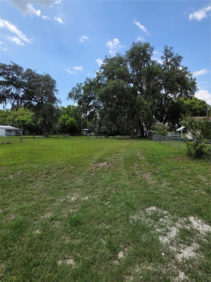 36749 Judee Dr, Zephyrhills, FL 33541