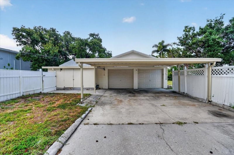 6999 16th Ave, St Petersburg, FL 33710