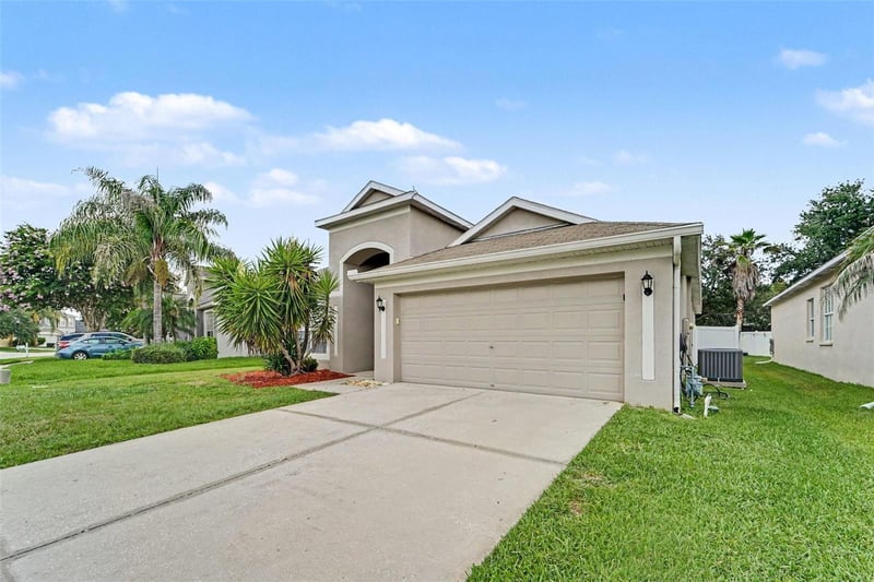 4906 Pennecott Way, Wesley Chapel, FL 33544