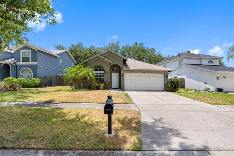 1534 Scotch Pine Dr, Brandon, FL 33511